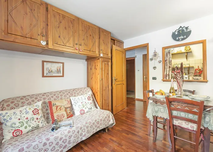 Apartment Panorama - Happy